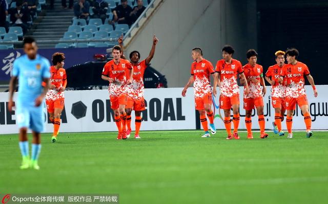 08:10阿根廷杯　拉普拉塔大学生1-0防御与正义09:00哥伦甲　麦德林独立2-1巴兰基利亚青年08:00NBA 奇才122-142鹈鹕08:00NBA 活塞111-129费城76人08:30NBA 热火115-104黄蜂08:30NBA 猛龙135-128老鹰09:00NBA 马刺199-122湖人09:00NBA 火箭117-104灰熊今日焦点战预告凌晨1.45，欧联杯：利物浦已经锁定小组第一，圣吉罗斯联还需拿分晋级，本场谁能笑到最后？凌晨1.45，欧联杯：雷恩只需一分即可确保小组第一，比利亚雷亚尔能否击败对手获得晋级名额？凌晨4点，欧联杯：西汉姆和弗赖堡同积12分，本场谁能取得小组第一位置？凌晨4点，欧联杯：布莱顿暂居小组第二，马赛能否以头名出线？事件下周一抽签！